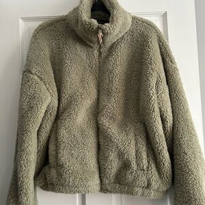 American Eagle Women’s Sherpa Zip Up